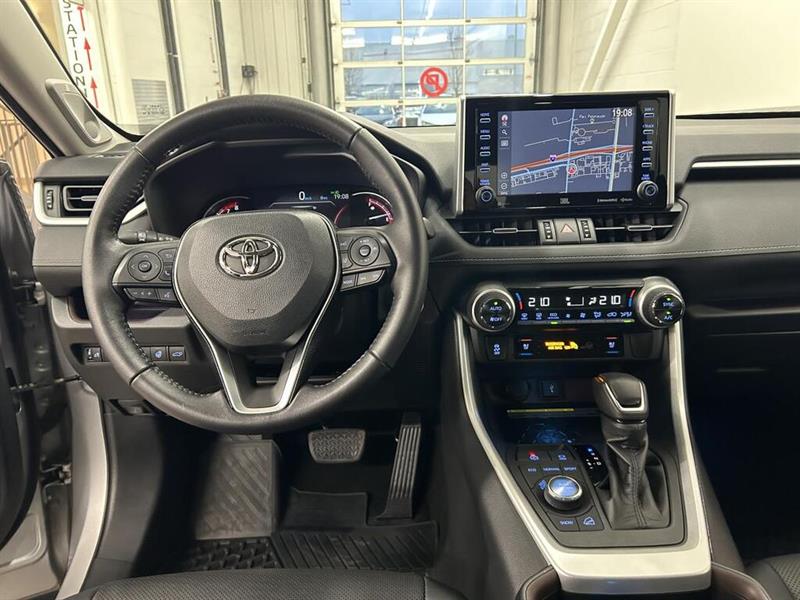 toyota RAV4 2021 - 18