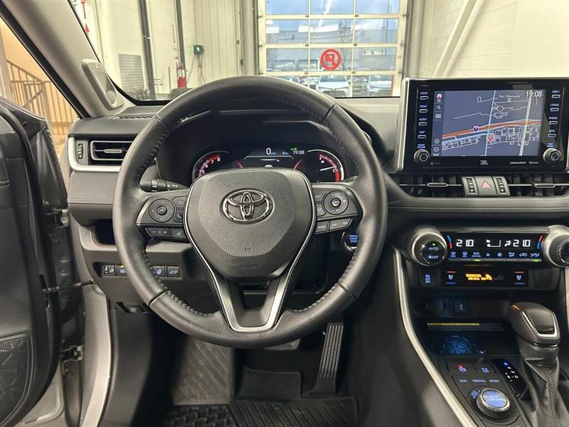 toyota RAV4 2021 - 19