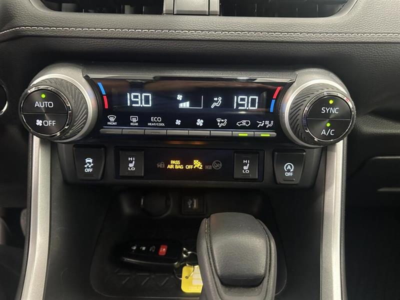toyota RAV4 2023 - 9