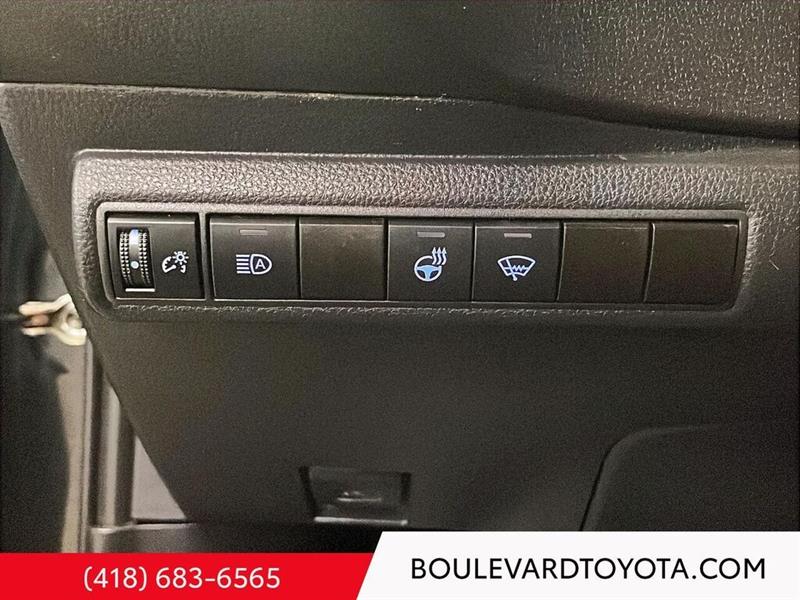 toyota Corolla 2022 - 12