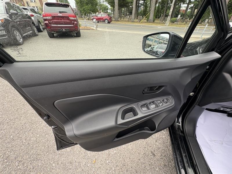nissan Versa 2021 - 5