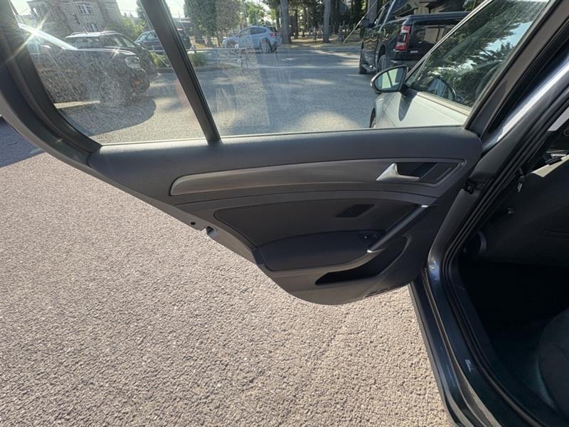 volkswagen Golf 2018 - 11