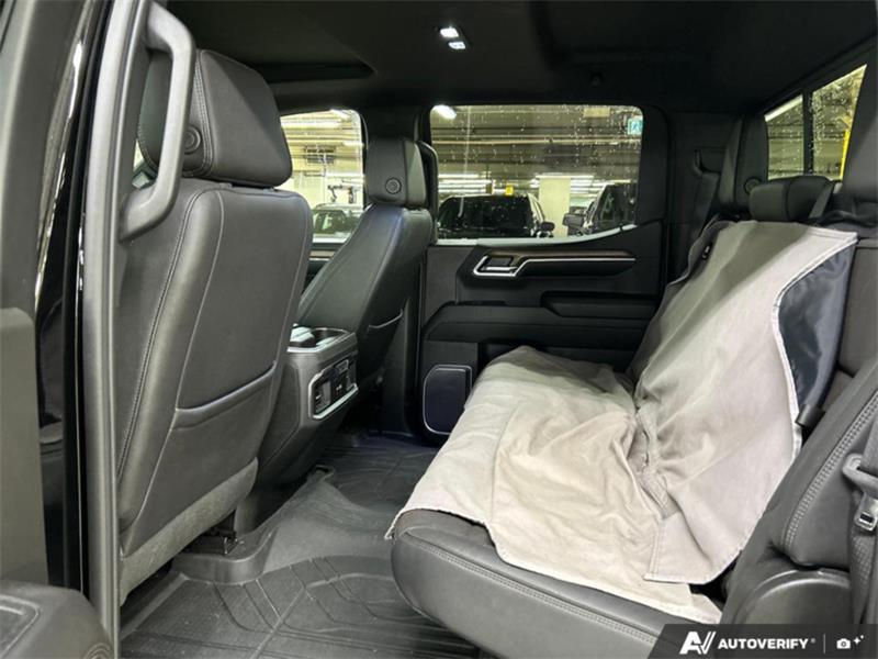 chevrolet Silverado 1500 2023 - 25