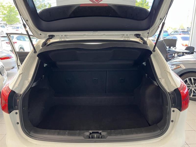 nissan Qashqai 2018 - 23
