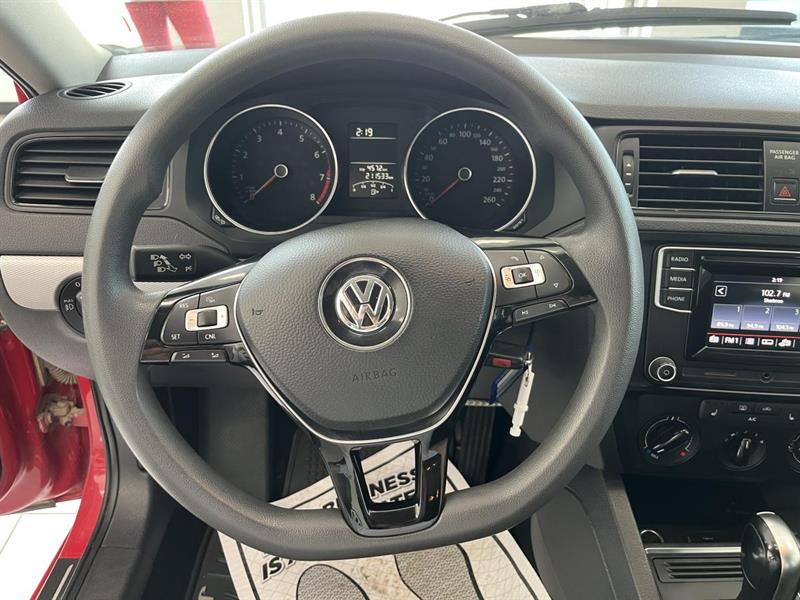 volkswagen Jetta 2017 - 11