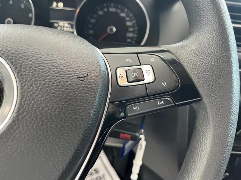 volkswagen Jetta 2017 - 13