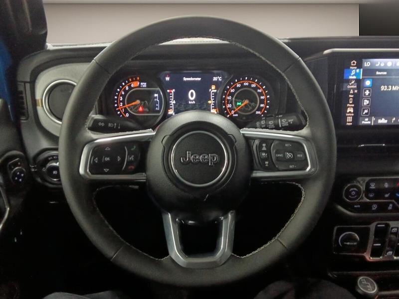 jeep Wrangler 2025 - 16