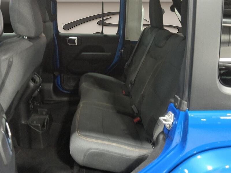 jeep Wrangler 2025 - 22