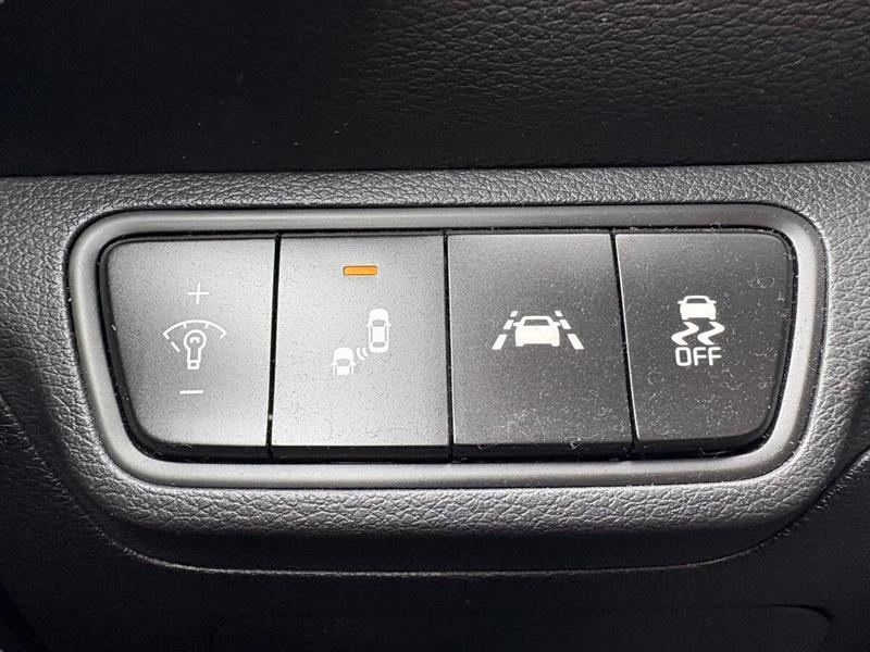 kia Forte 2019 - 18