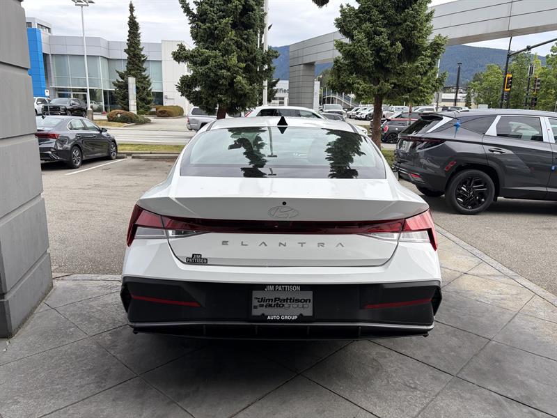 hyundai Elantra 2024 - 4