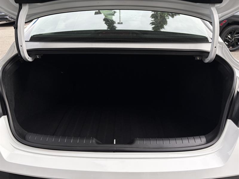 hyundai Elantra 2024 - 24