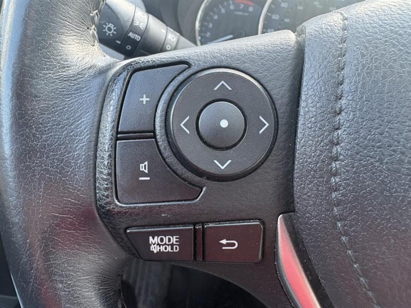 toyota Corolla 2015 - 18