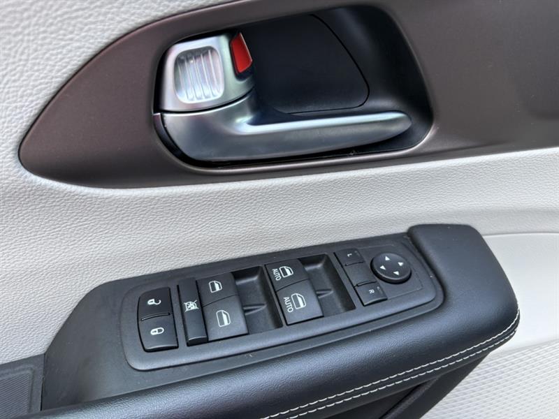 chrysler Grand Caravan 2022 - 14