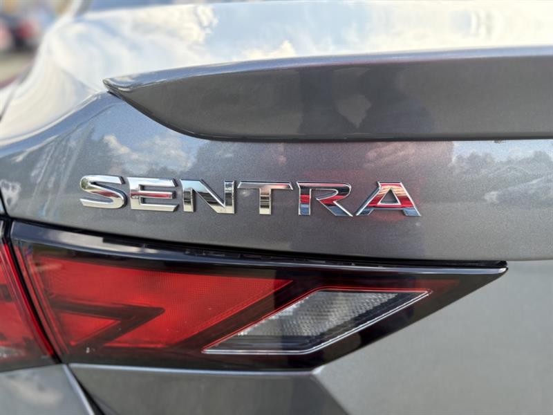 nissan Sentra 2022 - 10