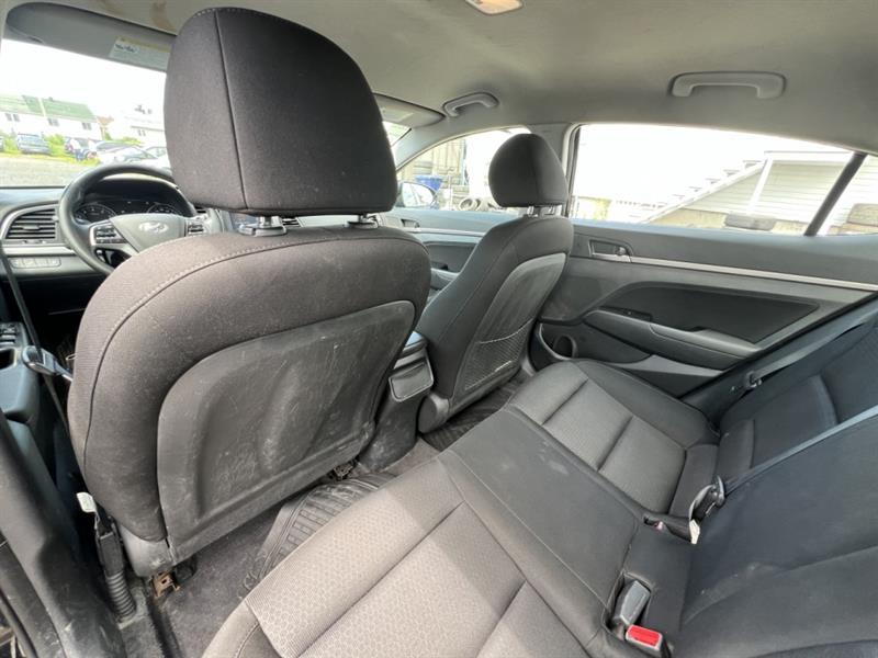 hyundai Elantra 2017 - 21