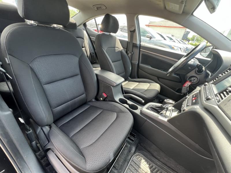 hyundai Elantra 2017 - 26