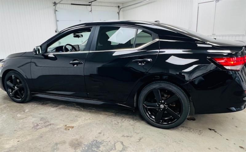 nissan Sentra 2022 - 10