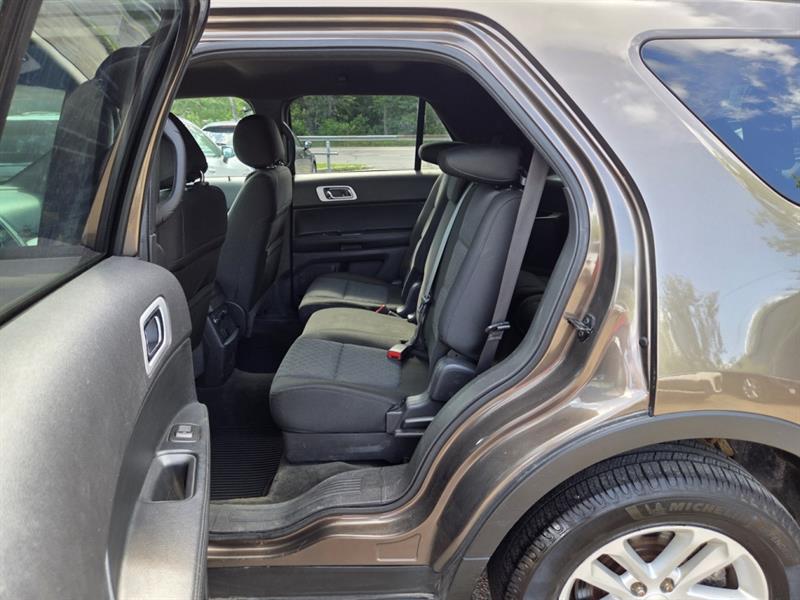 ford Explorer 2015 - 12