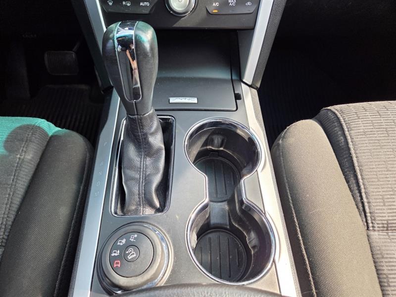 ford Explorer 2015 - 24
