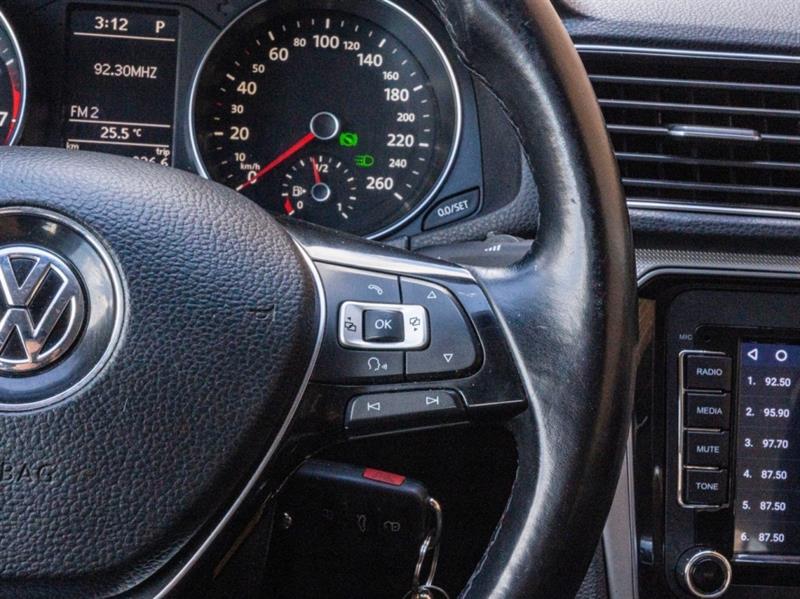 volkswagen Passat 2018 - 18