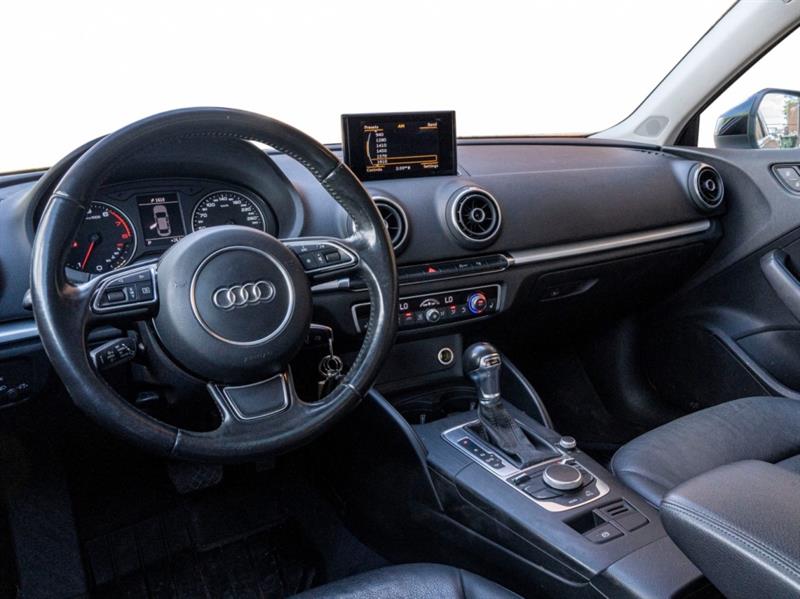 audi A3 2015 - 11