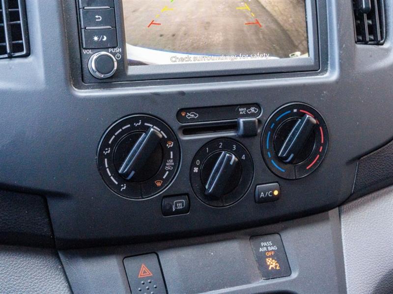 nissan NV200 Cargo compact 2020 - 15