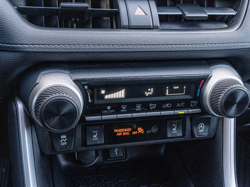 toyota RAV4 2021 - 19