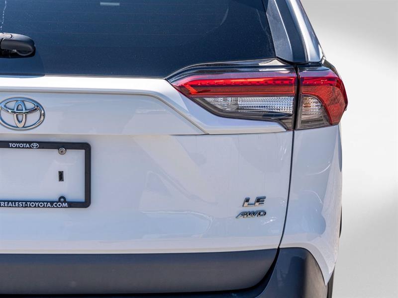 toyota RAV4 2021 - 32