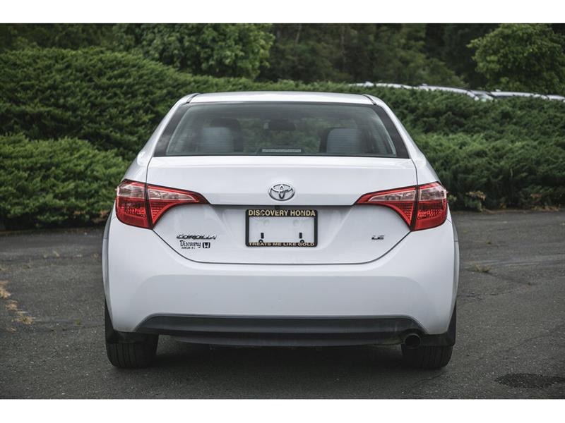 toyota Corolla 2017 - 8