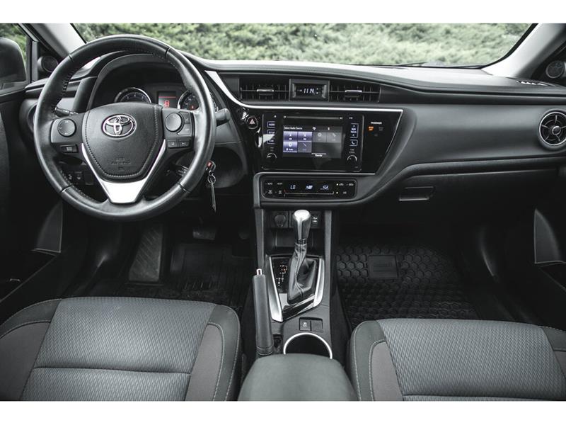 toyota Corolla 2017 - 22