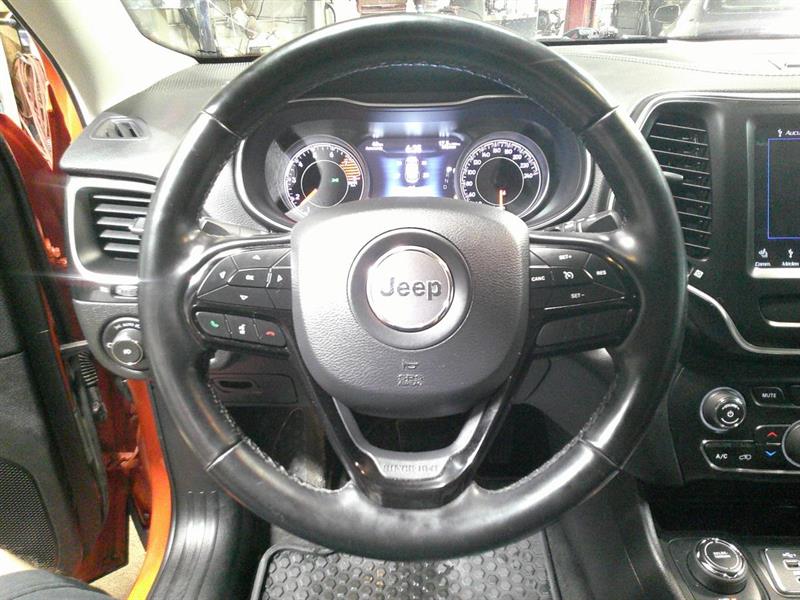 jeep Cherokee 2021 - 13