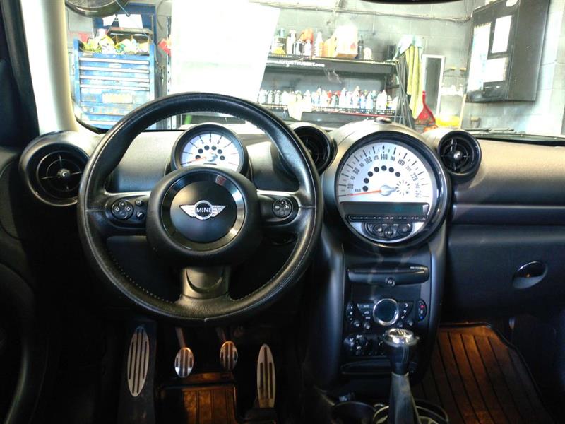 mini Cooper C 2013 - 11