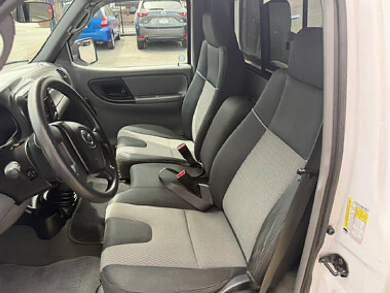 mazda B2300 2008 - 12
