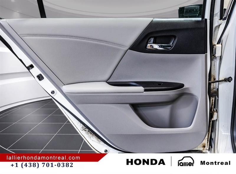 2017 Honda Accord - Image 12