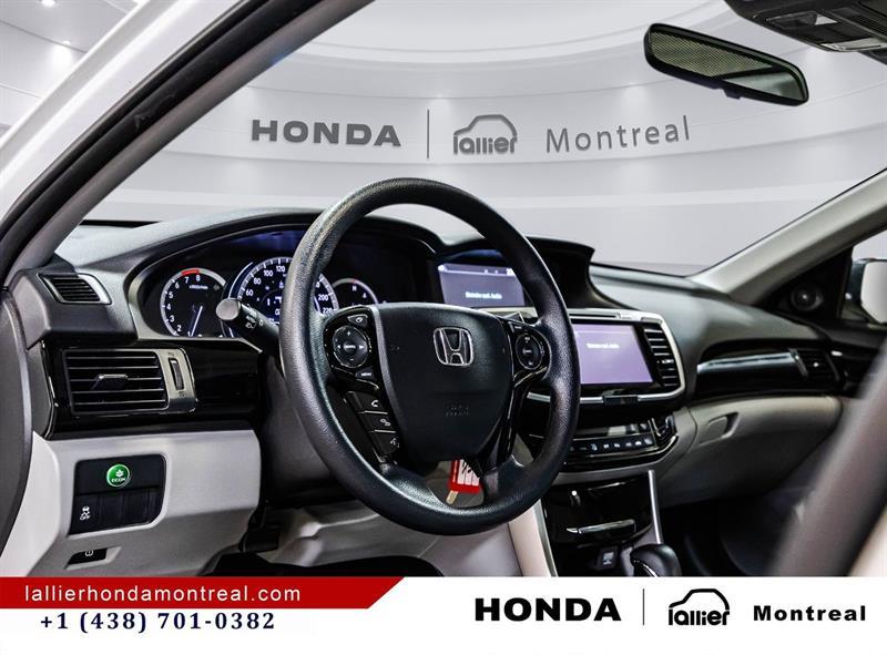 2017 Honda Accord - Image 19