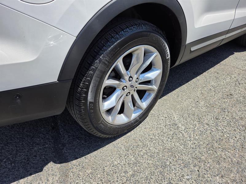 2017 Ford Explorer - Image 8