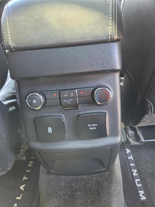 2017 Ford Explorer - Image 13