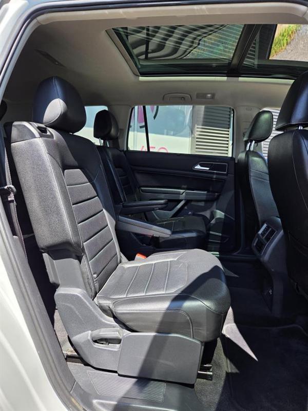 2018 Volkswagen Atlas - Image 12