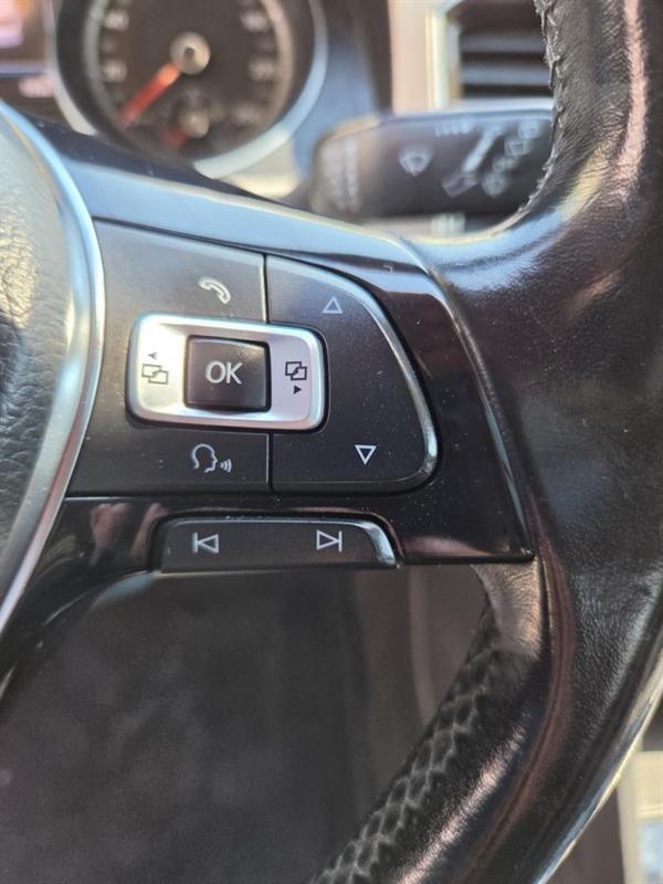 2018 Volkswagen Atlas - Image 22