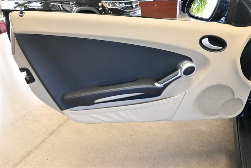 2005 Mercedes-Benz SLK - Image 15