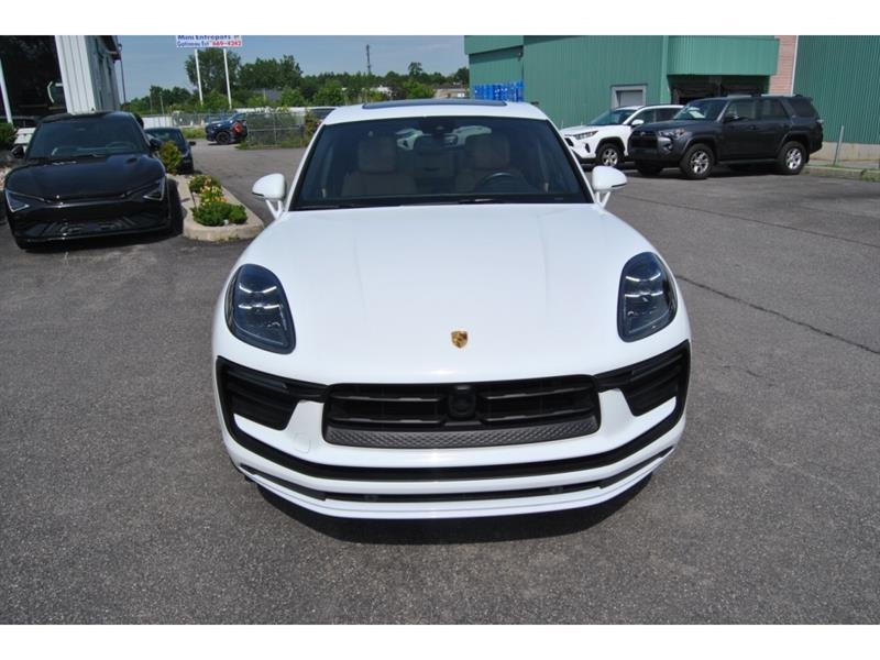 2024 Porsche Macan - Image 8
