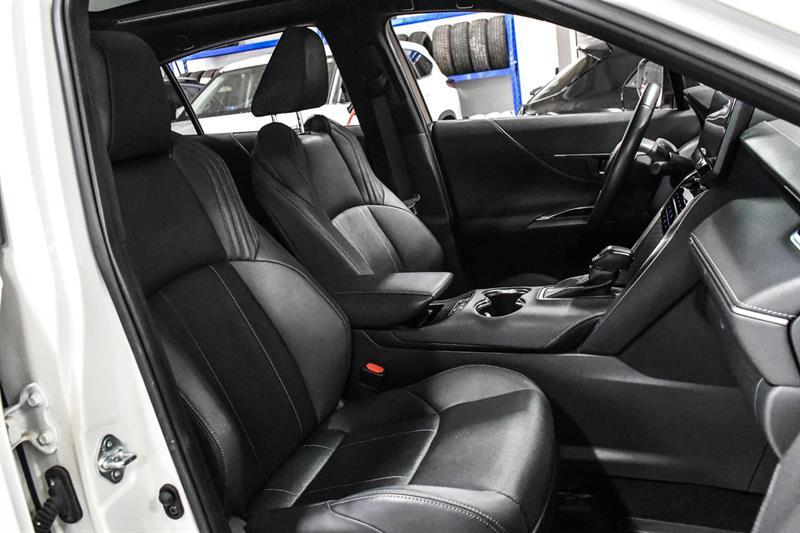 2021 Toyota Venza - Image 17