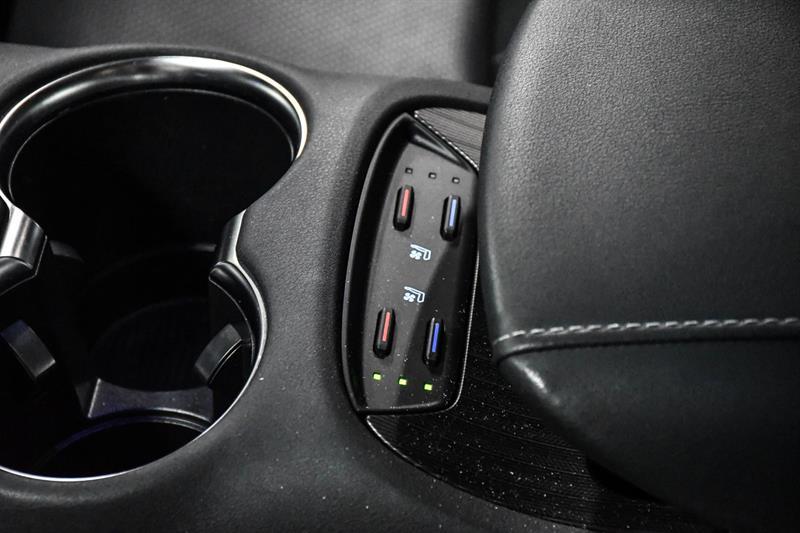 2021 Toyota Venza - Image 35