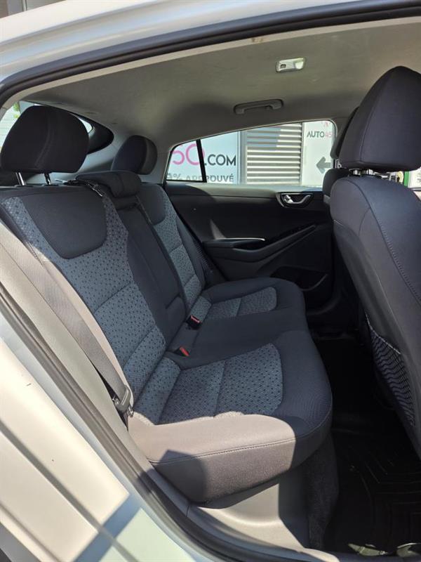2018 Hyundai Ioniq - Image 12