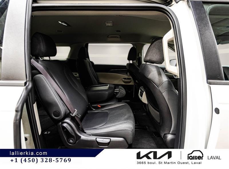 2024 Kia Carnival - Image 18