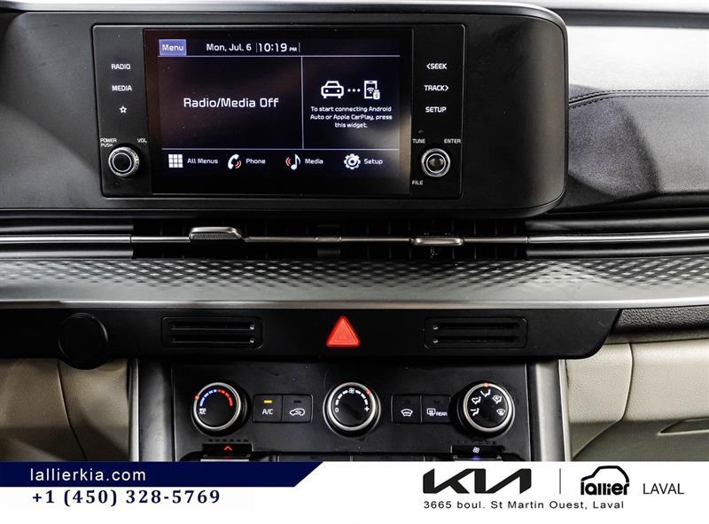 2024 Kia Carnival - Image 24