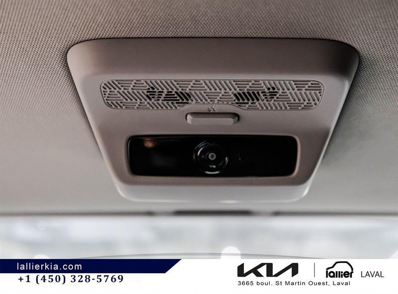 2025 Kia Carnival Hybrid - Image 12