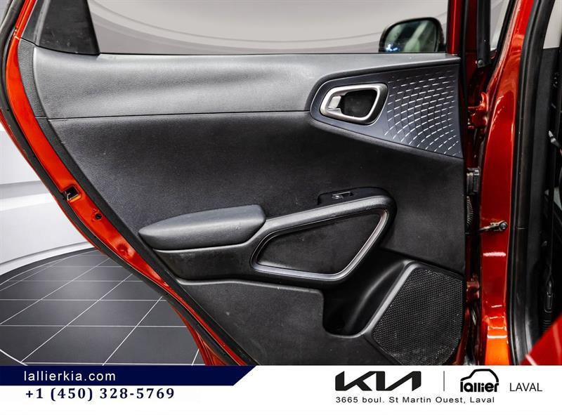 2020 Kia Soul - Image 12