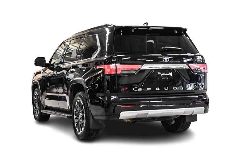 2023 Toyota Sequoia - Image 7