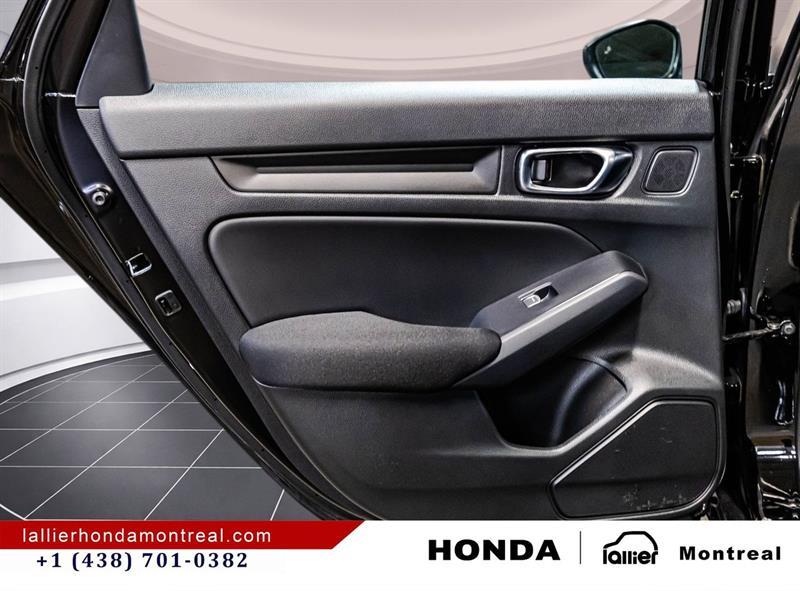 2025 Honda Civic - Image 12